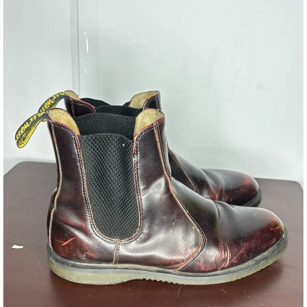Dr. Martens 2976 Cherry Red Mens 8 Women's 9 Smooth‎ Leather Chelsea Boots Aw004